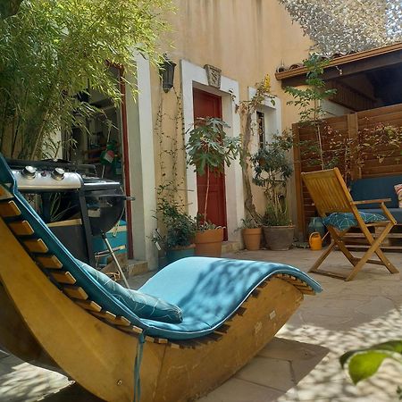 Studio Cosy A 10 Minutes De Nimes Bed & Breakfast Bouillargues Bagian luar foto