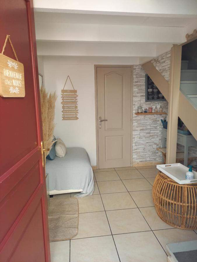 Studio Cosy A 10 Minutes De Nimes Bed & Breakfast Bouillargues Bagian luar foto